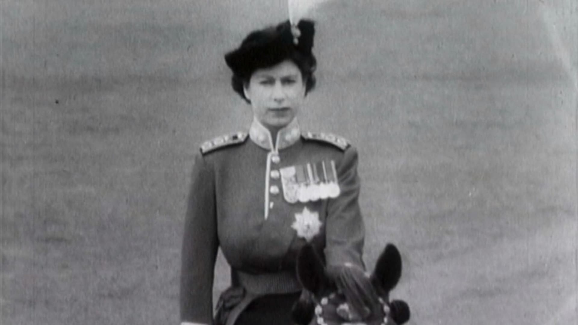 image elizabeth 2 destin royal being queen