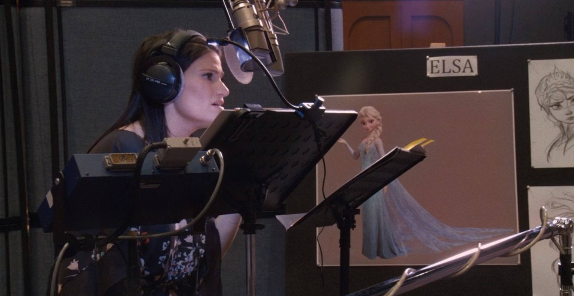 image idina menzel vie scene which way stage