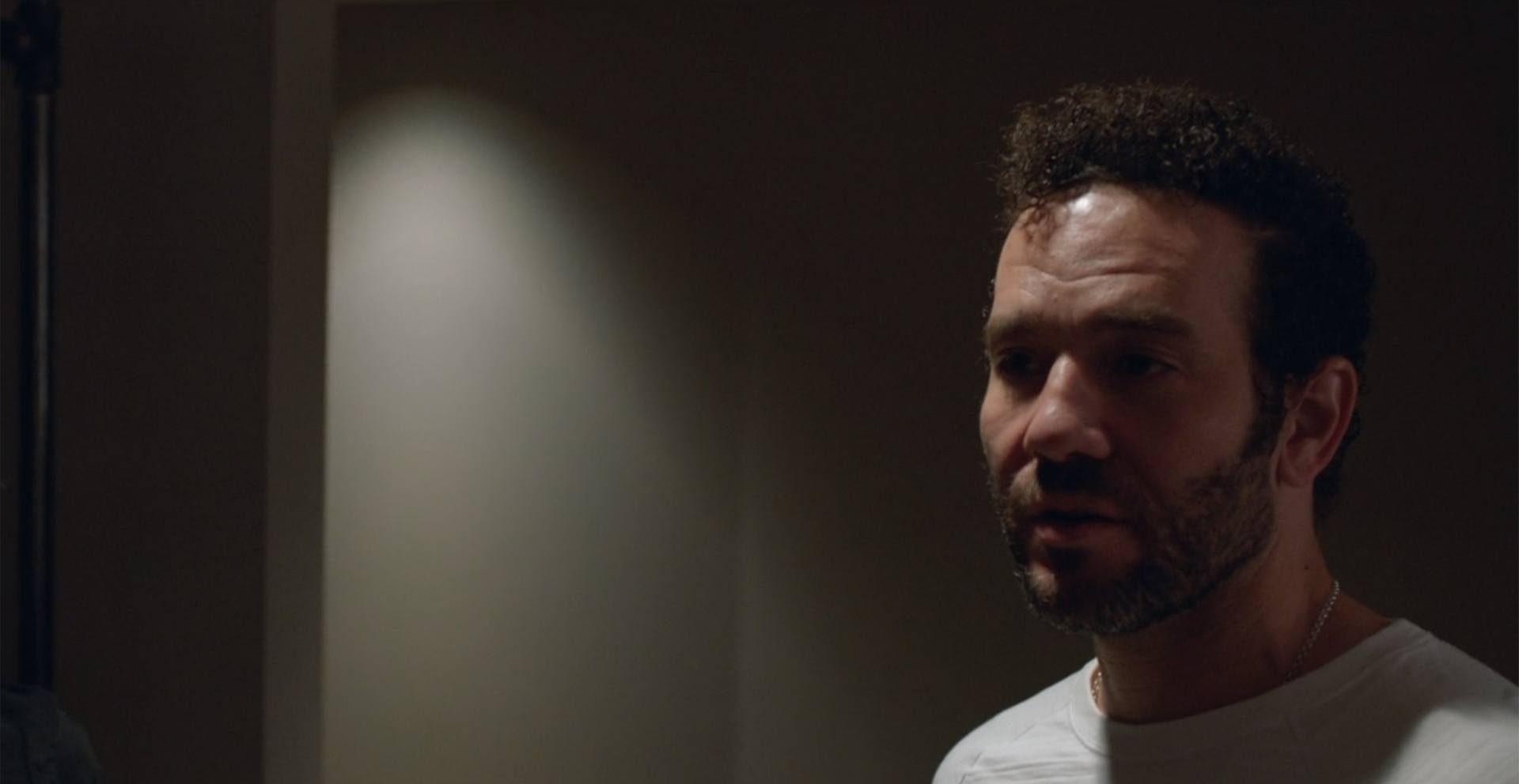 image idina menzel vie scene which way stage