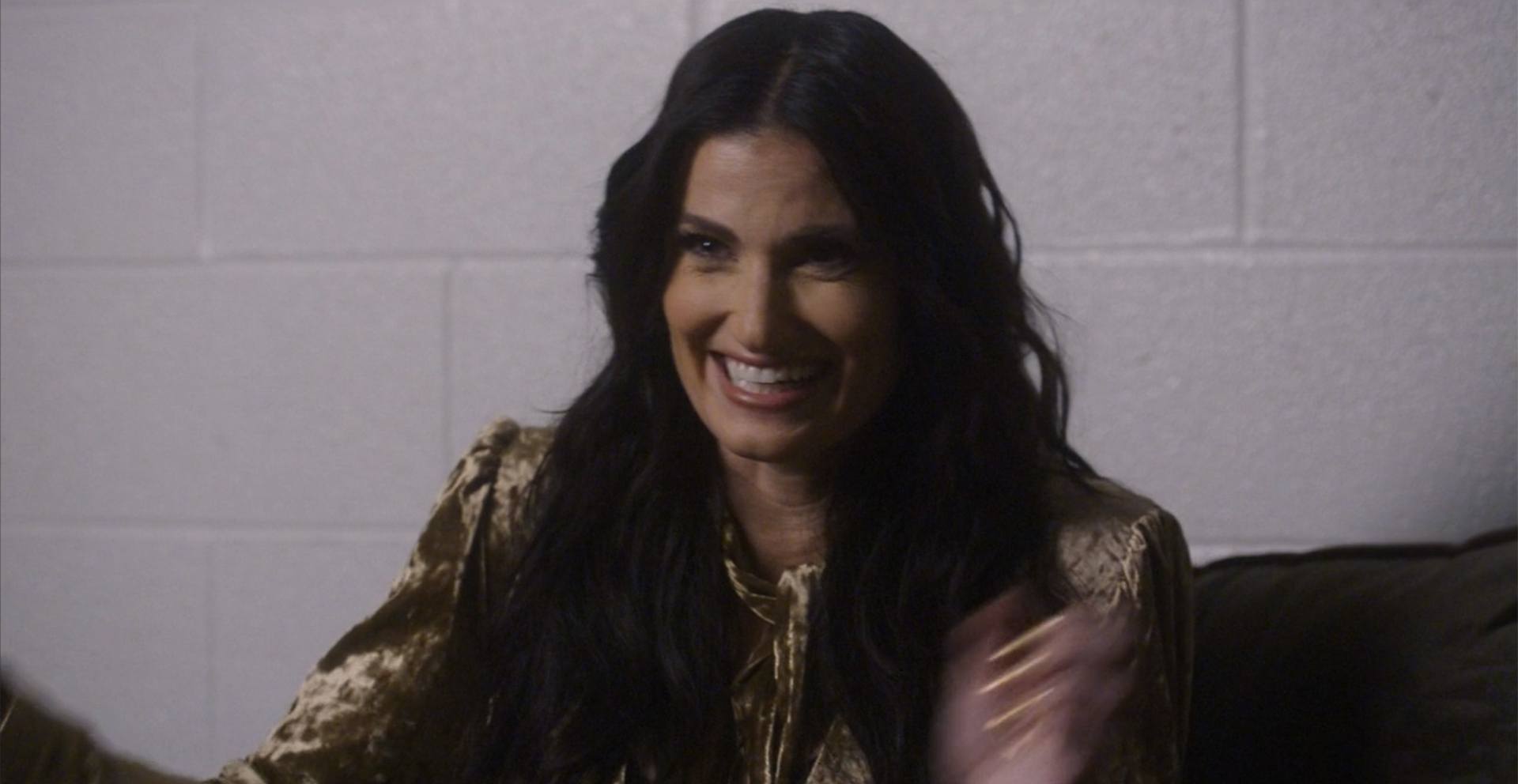 image idina menzel vie scene which way stage