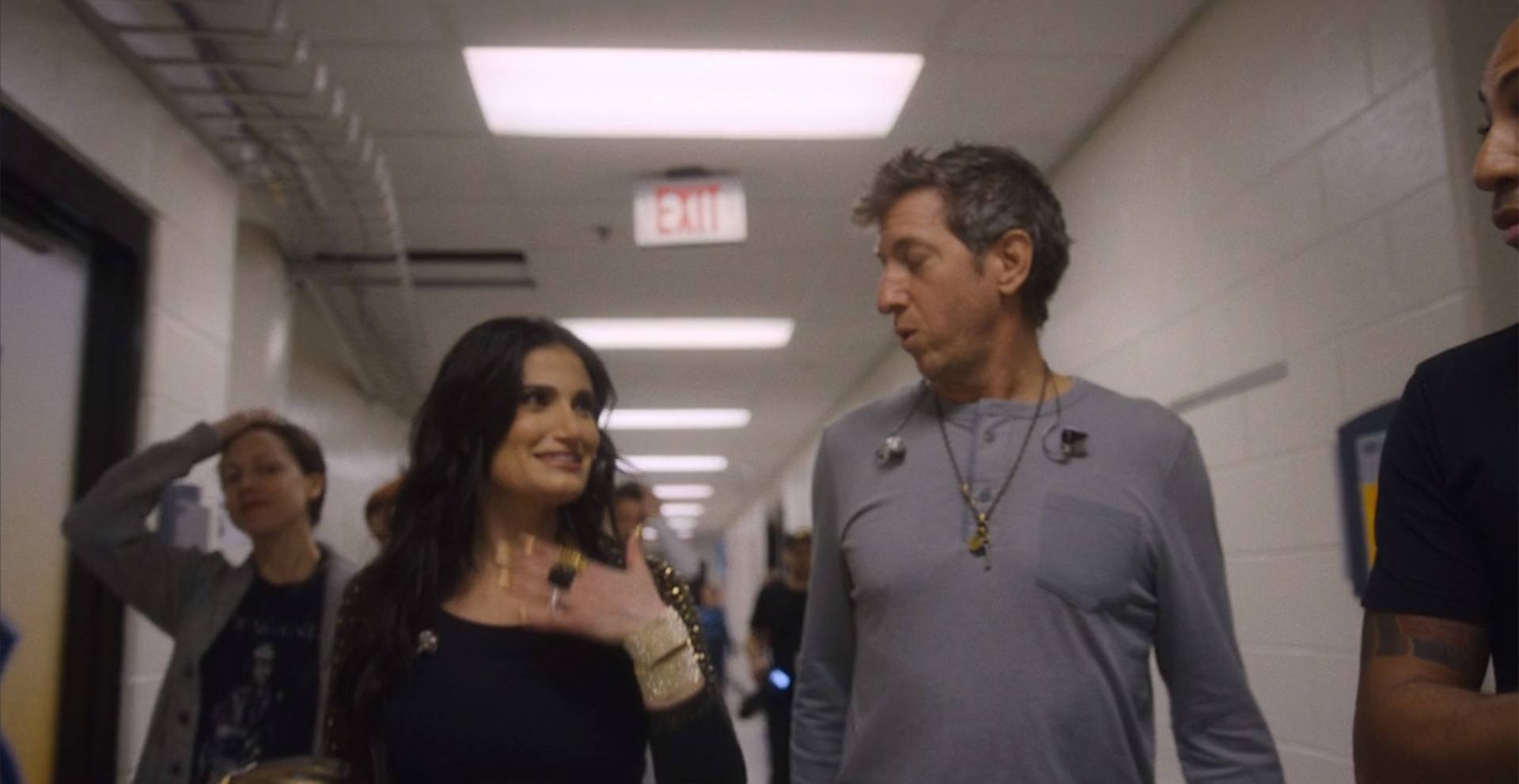 image idina menzel vie scene which way stage