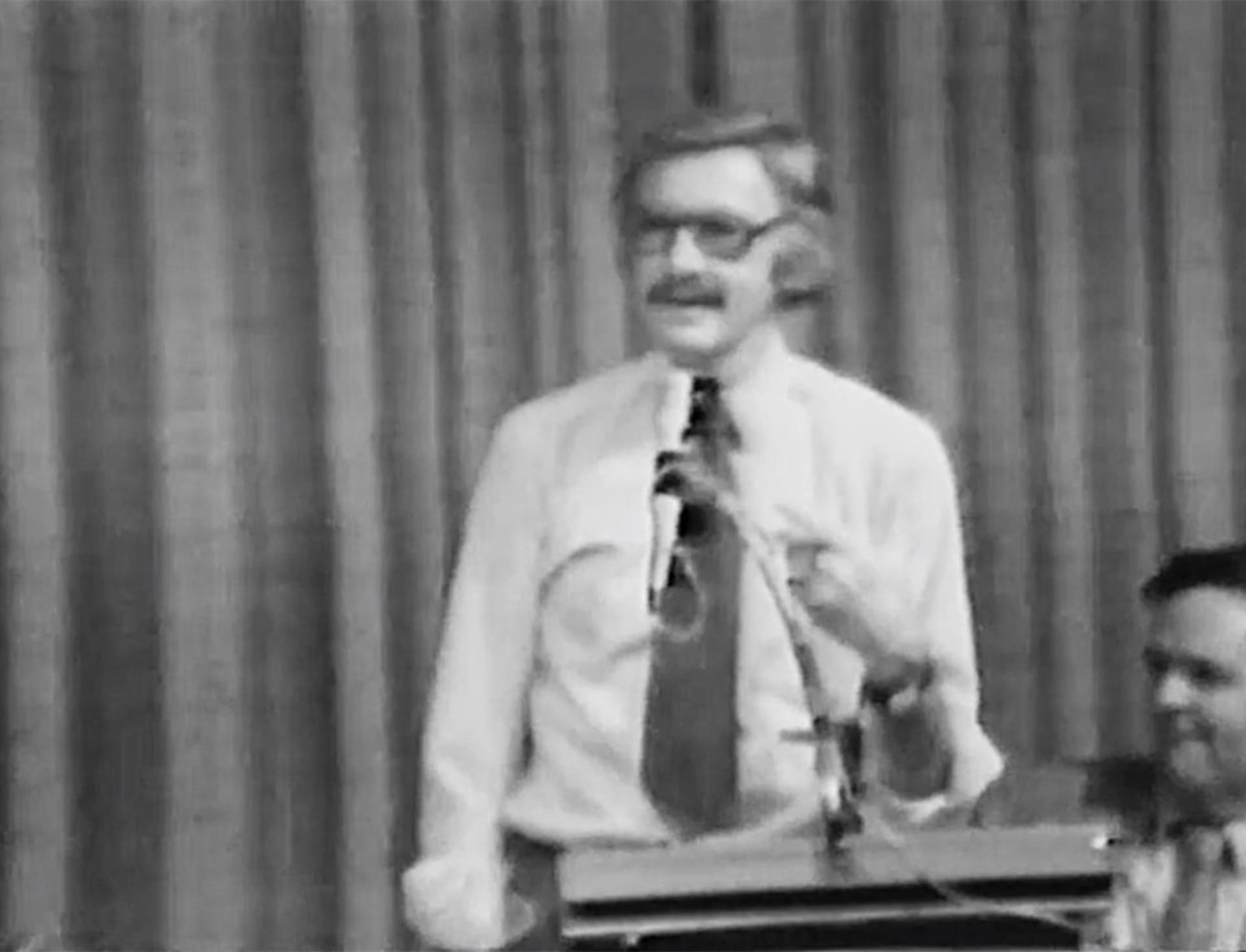 Stan Lee - Photos et affiches. 13 image stan lee documentaire