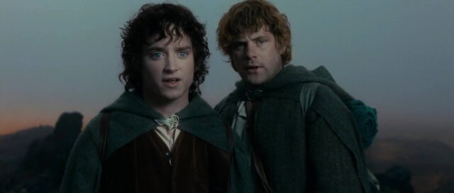 Le seigneur des anneaux : la communauté de l'anneau - Photos et affiches. 50 Elijah Wood Ian McKellen et Viggo Mortensen dans Le seigneur des anneaux : la communauté de l'anneau 2001