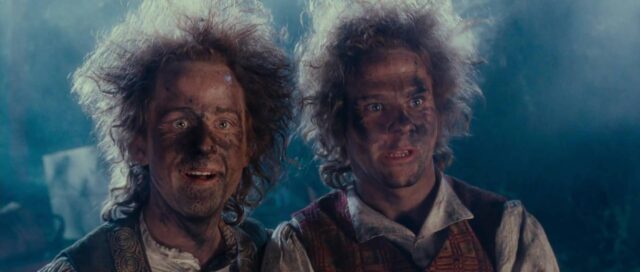 Le seigneur des anneaux : la communauté de l'anneau - Photos et affiches. 56 Elijah Wood Ian McKellen et Viggo Mortensen dans Le seigneur des anneaux : la communauté de l'anneau 2001
