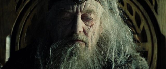 Le seigneur des anneaux : les deux tours - Photos et affiches. 73 Elijah Wood Ian McKellen et Viggo Mortensen dans Le seigneur des anneaux : les deux tours 2002