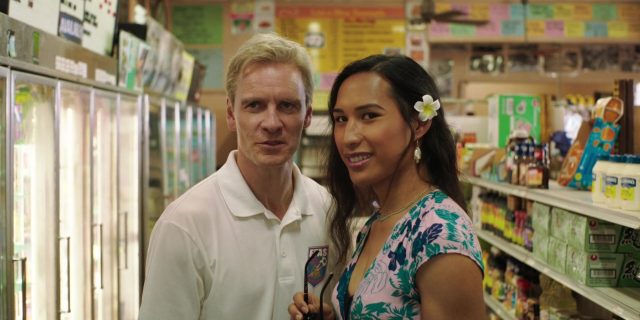 Une équipe de rêve. 6 Michael Fassbender et Oscar Kightley dans Une équipe de rêve Next goal wins 2023
