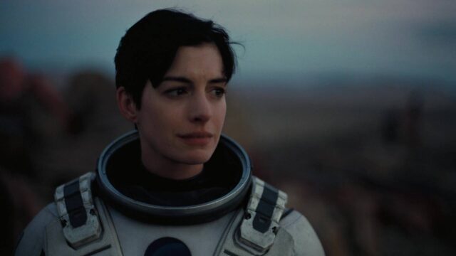 Matthew McConaughey Anne Hathaway et Jessica Chastain dans Interstellar 2014