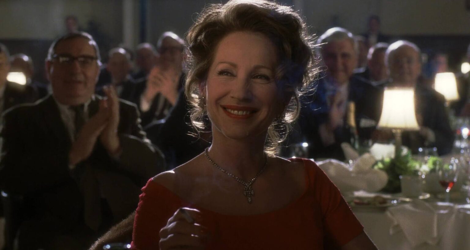 Arrête-moi si tu peux. • Critique • CinéFilms-Planet