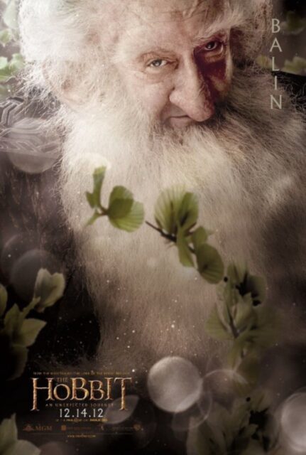 Le Hobbit : un voyage inattendu - Photos et affiches. 12 Affiche Poster de Le Hobbit : un voyage inattendu avec Martin Freeman Ian McKellen et Richard Armitage 2012