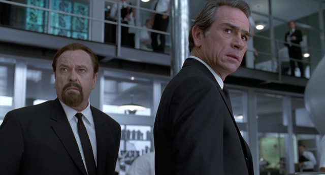 Men in black - Photos et affiches. 12 image men in black