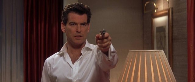 Meurs un autre jour - Photos et affiches. 31 image meurs autre jour die another day