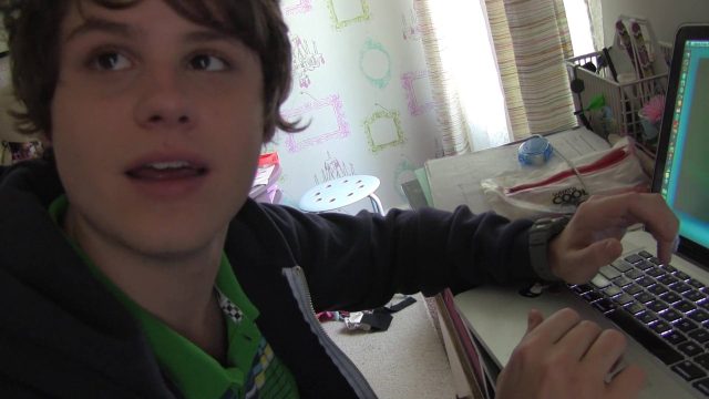 Paranormal Activity 4 - Photos et affiches. 15 image paranormal activity 4