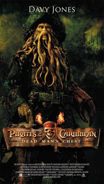 Pirates des Caraïbes : le secret du coffre maudit - Photos et affiches. 10 Affiche Poster de Pirates des Caraïbes : le secret du coffre maudit avec Johnny Depp Orlando Bloom et Keira Knightley 2006