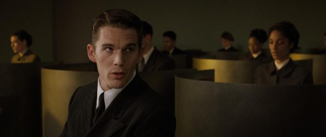 Bienvenue à Gattaca - Photos et affiches. 17 Ethan Hawke Uma Thurman et Jude Law dans Bienvenue à Gattaca 1997