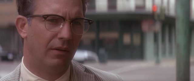 JFK - Photos et affiches. 12 Kevin Costner Tommy Lee Jones et Gary Oldman dans JFK 1991