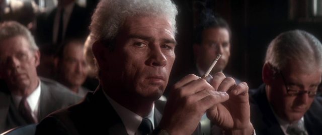JFK. 3 Kevin Costner Tommy Lee Jones et Gary Oldman dans JFK 1991