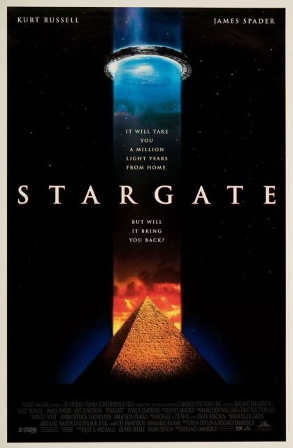 Stargate, la porte des étoiles - Photos et affiches. 2 Affiche Poster de Stargate, la porte des étoiles avec Kurt Russell et James Spader 1994