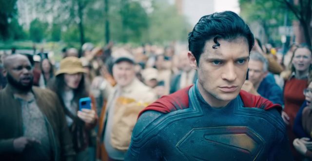Superman (2025) - Photos et affiches. 41 David Corenswet Rachel Brosnahan et Nicholas Hoult dans Superman 2025