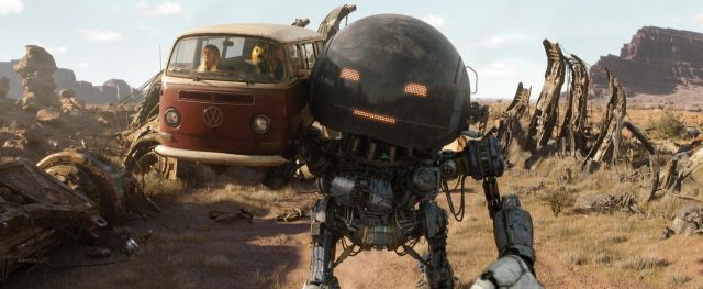 The Electric State - Photos et affiches. 27 Millie Bobby Brown et Chris Pratt dans The Electric State 2025