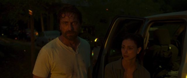 Gerard Butler et Morena Baccarin dans Greenland : le dernier refuge 2020