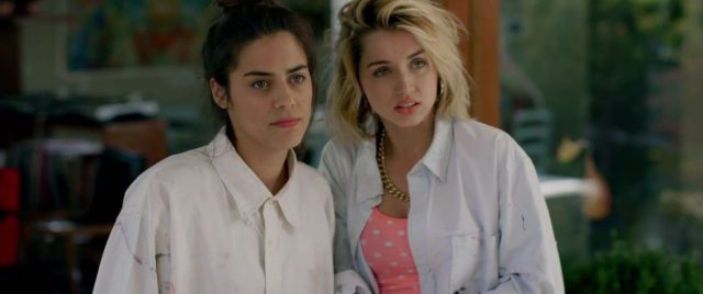 Keanu Reeves et Ana de Armas dans Knock Knock 2015