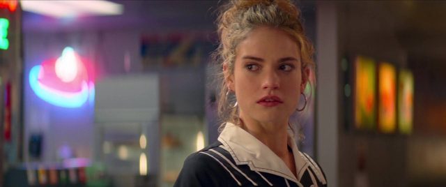 Ansel Elgort et Lily James dans Baby Driver 2017