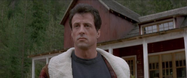 Sylvester Stallone dans Cliffangher traque au sommet 1993