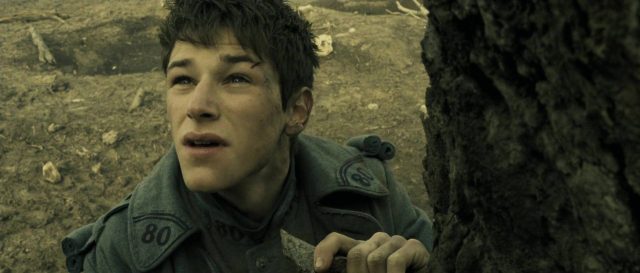 Audrey Tautou dans Un long dimanche de fiançailles 2004