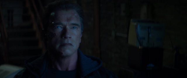 Terminator : Genisys - Photos et affiches. 35 Arnold Schwarzenegger et Emilia Clarke dans Terminator Genisys 2015