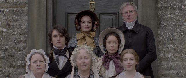 Emma Mackey dans Emily 2022