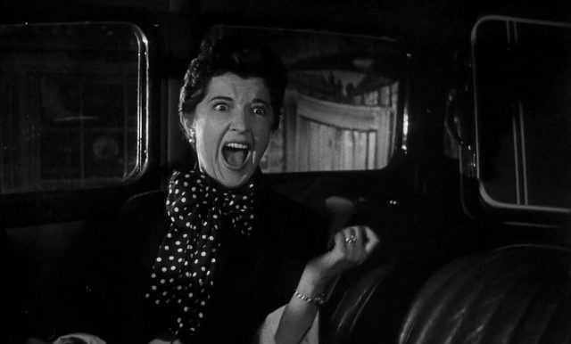 Scène de Le Monstre The Quatermass Xperiment 1955