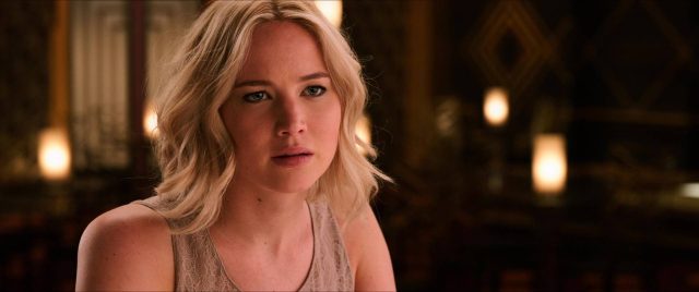 Chris Pratt et Jennifer Lawrence dans Passengers 2016
