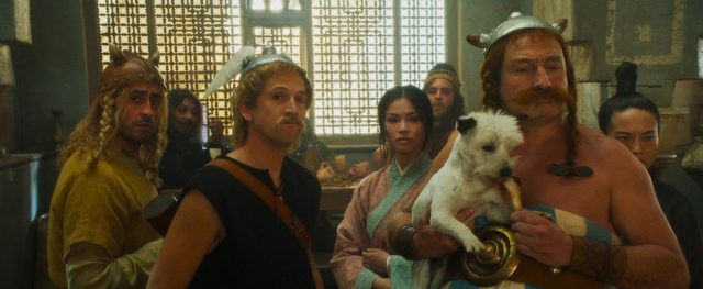Guillaume Canet Gilles Lellouche et Jonathan Cohen dans Astérix et Obélix : l'Empire du Milieu 2023
