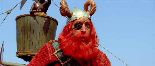 Astérix et Obélix : Mission Cléopâtre. 19 Christian Clavier Gérard Depardieu et Jamel Debbouze dans Astérix et Obélix : Mission Cléopâtre 2002
