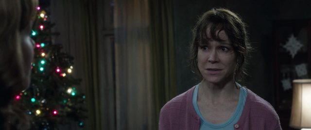 Conjuring 2 : le cas Enfield - Photos et affiches. 20 Vera Farmiga et Patrick Wilson dans Conjuring 2 : le cas Enfield 2016