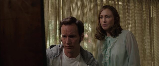 Conjuring 2 : le cas Enfield - Photos et affiches. 5 Vera Farmiga et Patrick Wilson dans Conjuring 2 : le cas Enfield 2016