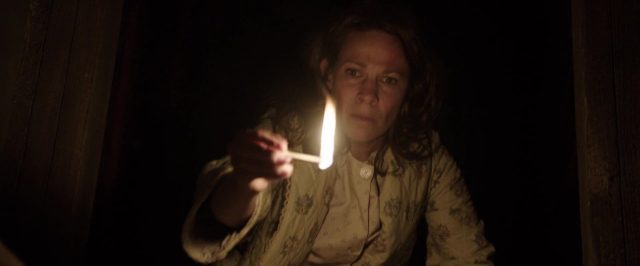 Conjuring : les dossiers Warren - Photos et affiches. 16 Vera Farmiga et Patrick Wilson dans Conjuring : les dossiers Warren 2013