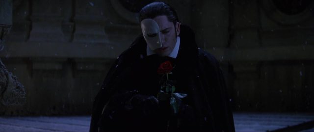 Le Fantôme de l’Opéra (2004) - Photos et affiches. 11 Gerard Butler Emmy Rossum et Patrick Wilson dans Le Fantôme de l'Opéra 2004