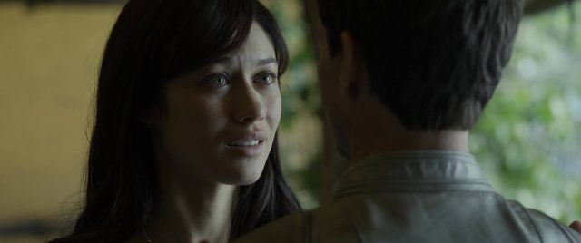 Oblivion. 36 Tom Cruise et Olga Kurylenko dans Oblivion 2013