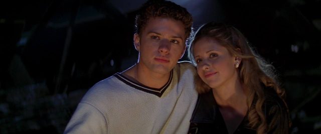 Jennifer Love Hewitt Sarah Michelle Gellar et Ryan Phillippe dans Souviens-toi... l'été dernier I Know What You Did Last Summer 1997