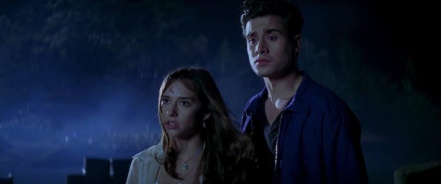 Jennifer Love Hewitt Sarah Michelle Gellar et Ryan Phillippe dans Souviens-toi... l'été dernier I Know What You Did Last Summer 1997