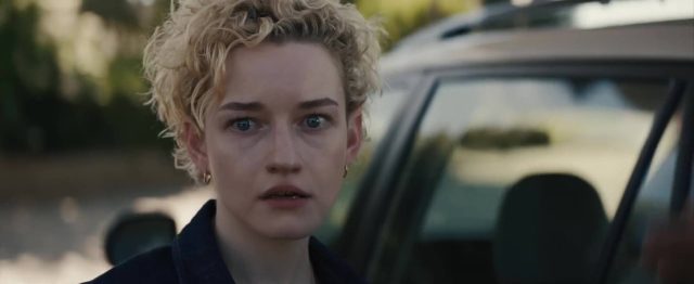 Évanouis. 7 Josh Brolin et Julia Garner dans Évanouis Weapons 2025
