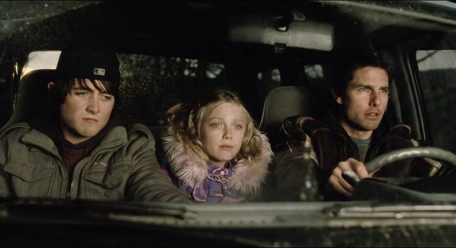 Tom Cruise et Dakota Fanning dans La guerre des mondes War of the worlds 2005