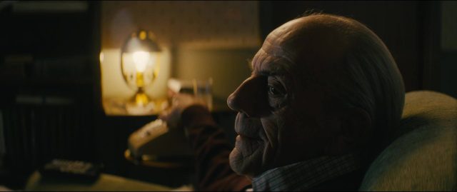 Nobody - Photos et affiches. 13 Bob Odenkirk dans Nobody 2021