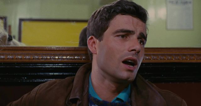 Catherine Deneuve dans Les parapluies de Cherbourg 1964