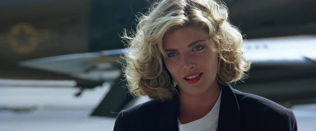 Top Gun - Photos et affiches. 14 Tom Cruise et Val Kilmer dans Top Gun 1986
