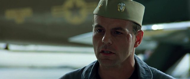 Top Gun - Photos et affiches. 18 Tom Cruise et Val Kilmer dans Top Gun 1986