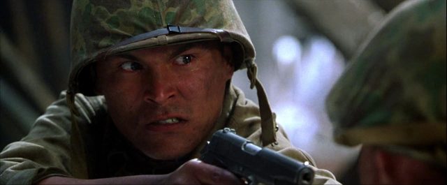 Nicolas Cage et Christian Slater dans Windtalkers : les messagers du vent 2002