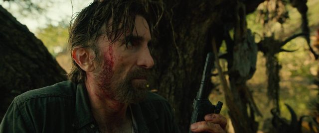 Beast - Photos et affiches. 9 Idris Elba dans Beast 2022