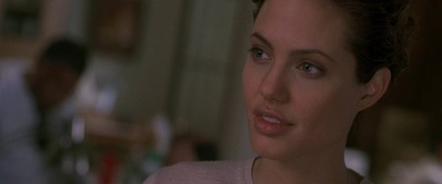 Bone Collector - Photos et affiches. 16 Denzel Washington et Angelina Jolie dans Bone Collector 1999